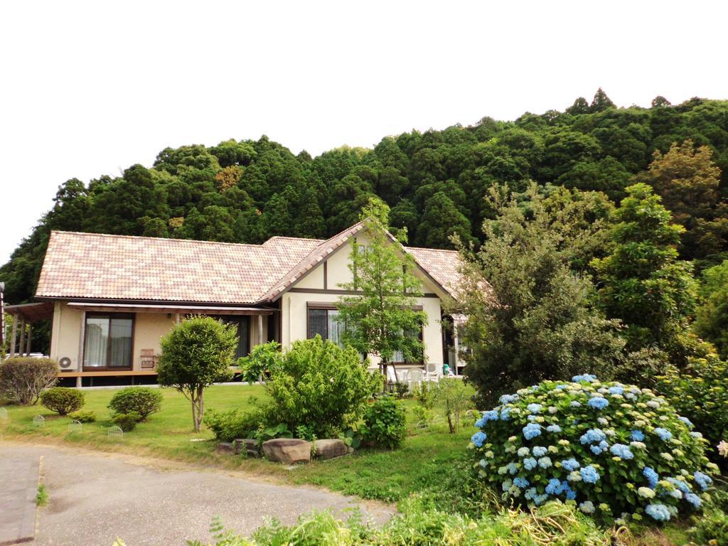 Hotel Minshuku Hoshi No Sumika Shibushi Exterior foto